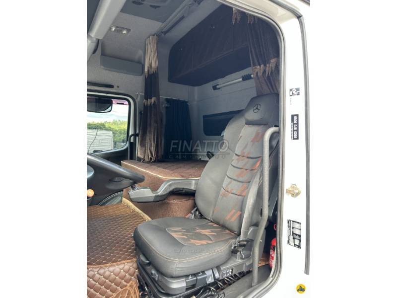 MERCEDES-BENZ - AXOR 2544 - 2020/2020 - Branca - Sob Consulta