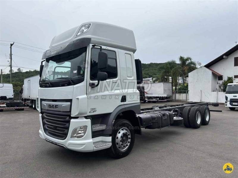 DAF - CF 85 - 2023/2023 - Branca - Sob Consulta