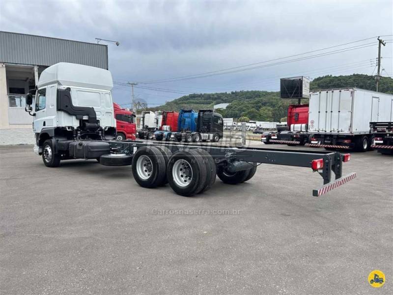 DAF - CF 85 - 2023/2023 - Branca - Sob Consulta