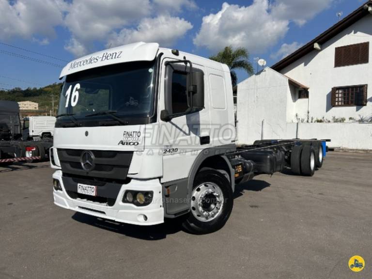 MERCEDES-BENZ - ATEGO 2430 - 2015/2016 - Branca - Sob Consulta