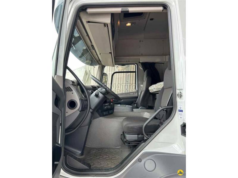 DAF - CF 85 - 2023/2023 - Branca - Sob Consulta