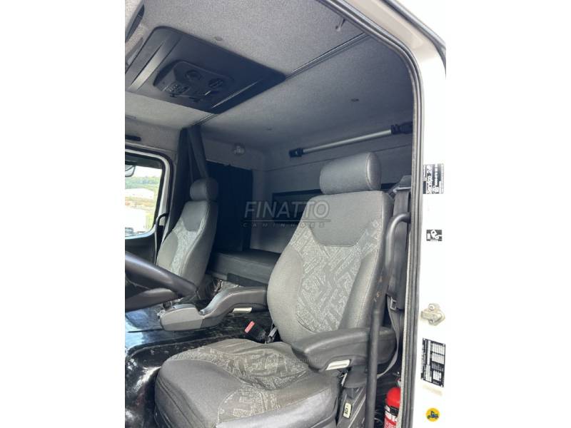 MERCEDES-BENZ - ATEGO 2430 - 2015/2016 - Branca - Sob Consulta