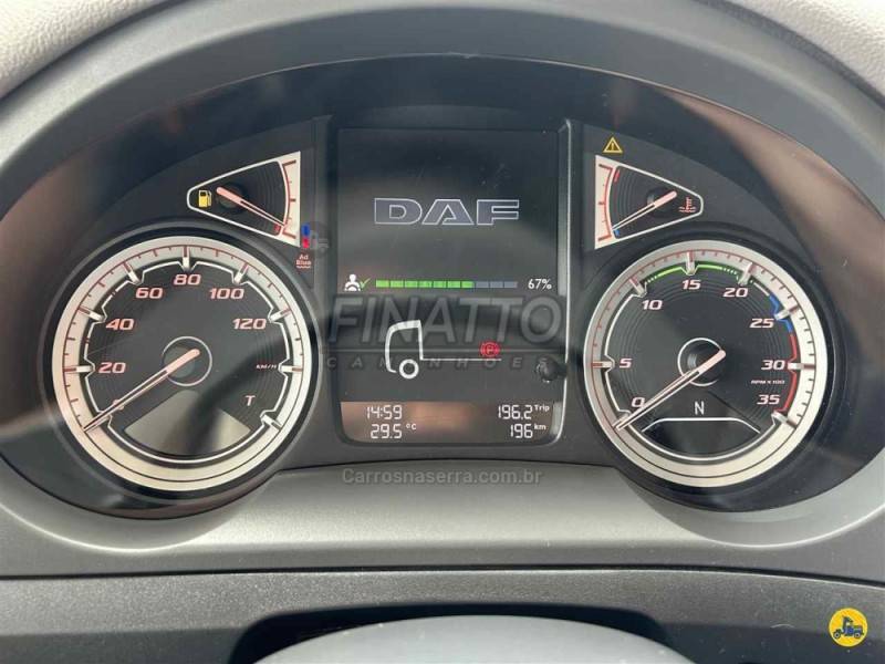 DAF - CF 85 - 2023/2023 - Branca - Sob Consulta